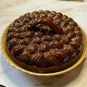 Vintage Certified International Corp pecan pie dish